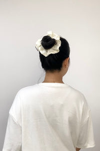 Creamy Scrunchie